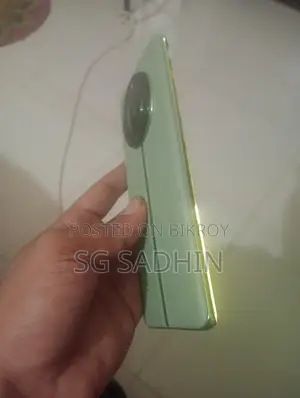 রিয়েলমি ১১ প্রো+ ১২/২৫৬ (ব্যবহৃত)