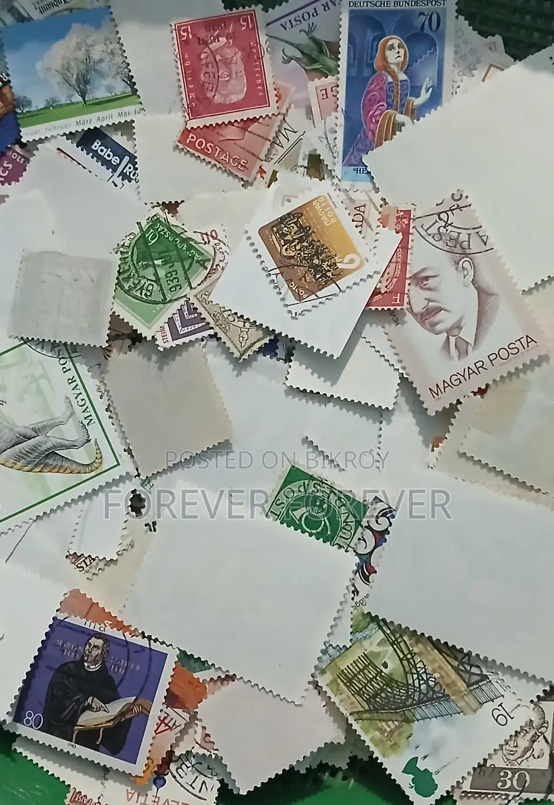 100 Pieces Stamps