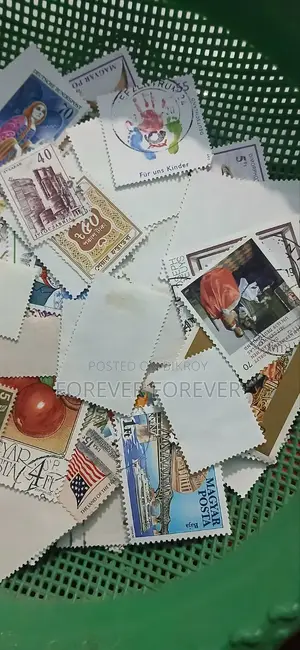 100 Pieces Stamps