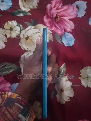 Samsung Galaxy A30 (Used)