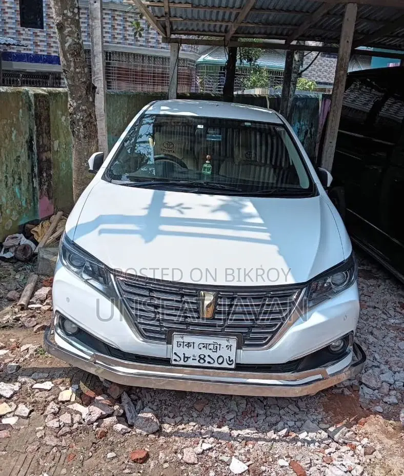 Toyota Premio 2019
