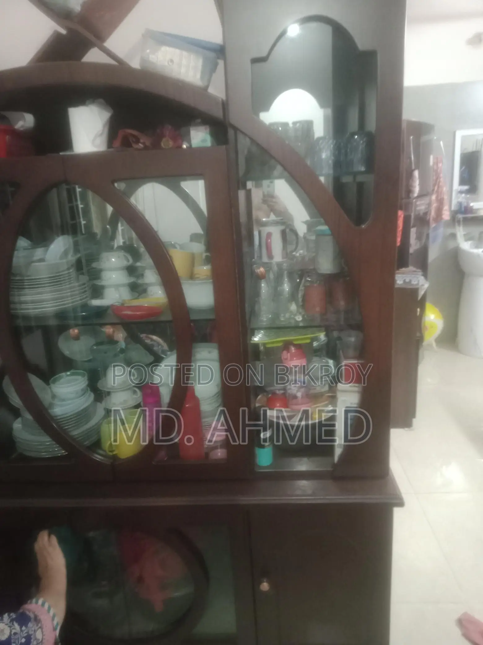 Brothers Brand High-Quality Showcase Latest Model