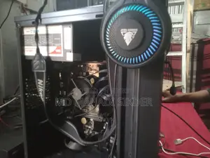 Desktop Computer 8GB Intel Core I5 HDD+SSD 256GB
