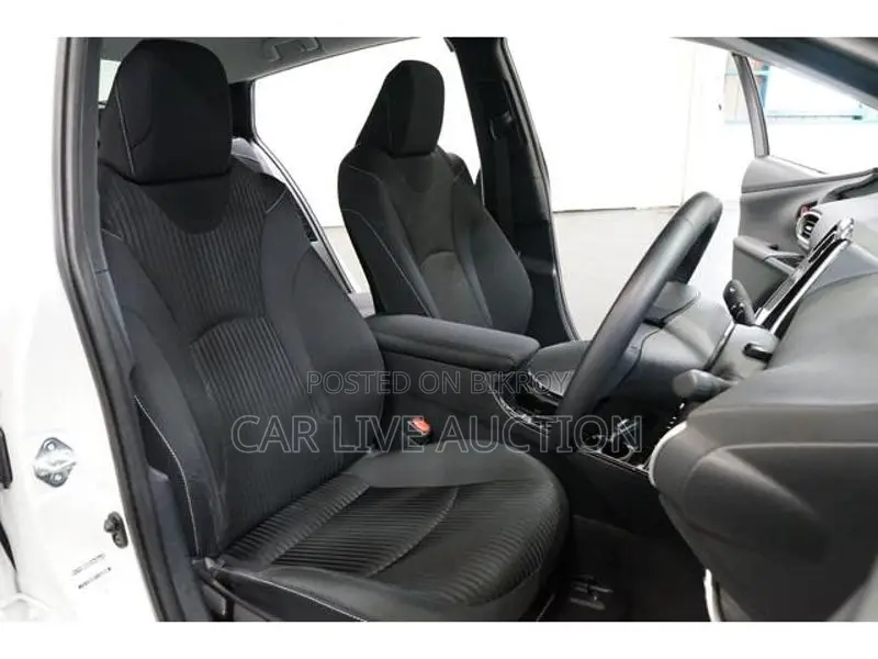 Toyota Prius PHEV Z 2021