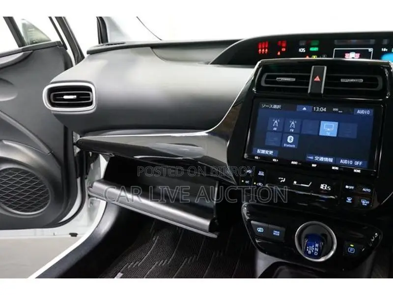 Toyota Prius PHEV Z 2021