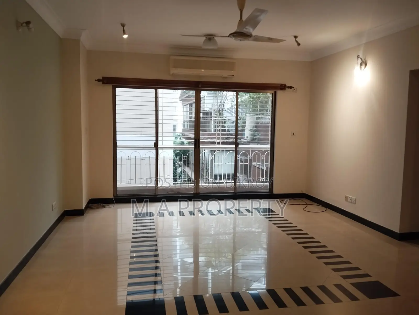 3700 SFT EXCELLENT SEMI-FURNISHED FLAT FOR RENT IN GULSHAN NORTH