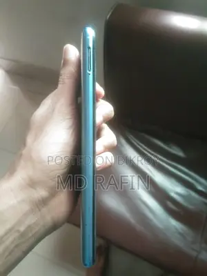 Realme C21Y 4-64 (Used)