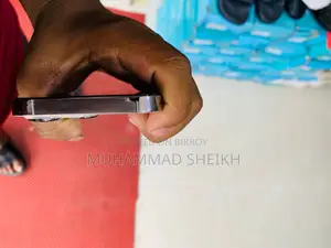অ্যাপল আইফোন ১৩ প্রো ১২৮ জিবি হোয়াইট