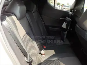 Toyota C-HR PKG.G LED PEARL 2020