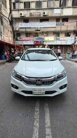 Honda Grace 2018