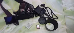 কেনন ৬০০ডি camera