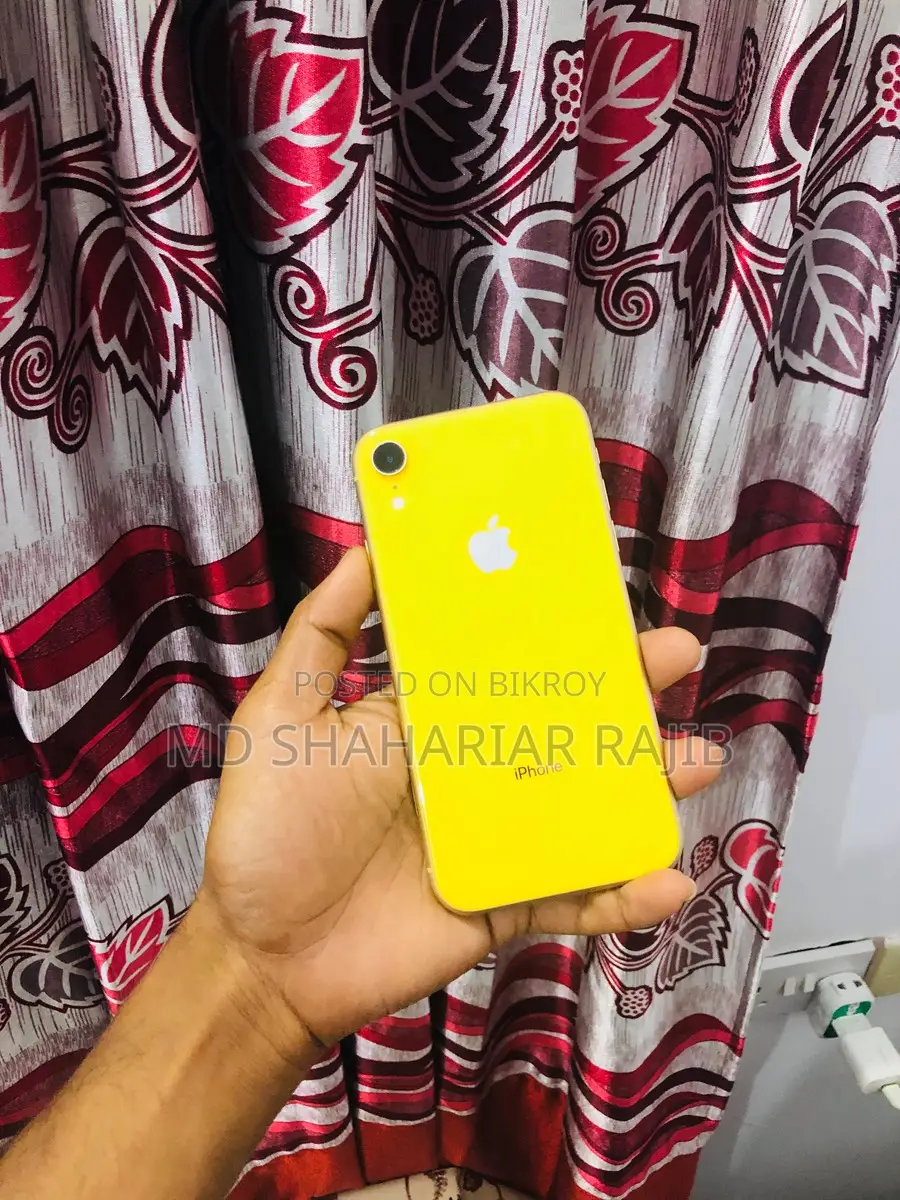 Apple iPhone XR (Used)