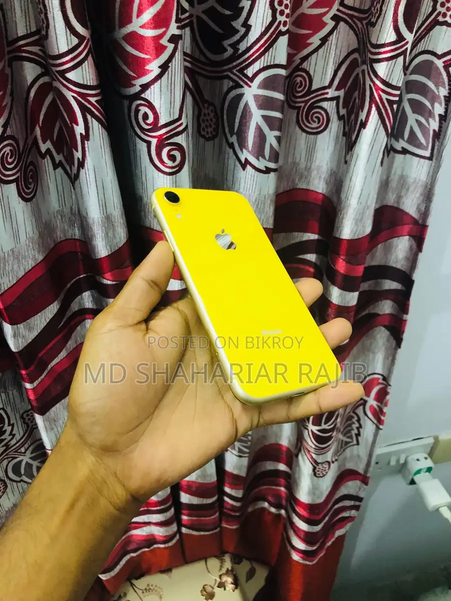 Apple iPhone XR (Used)
