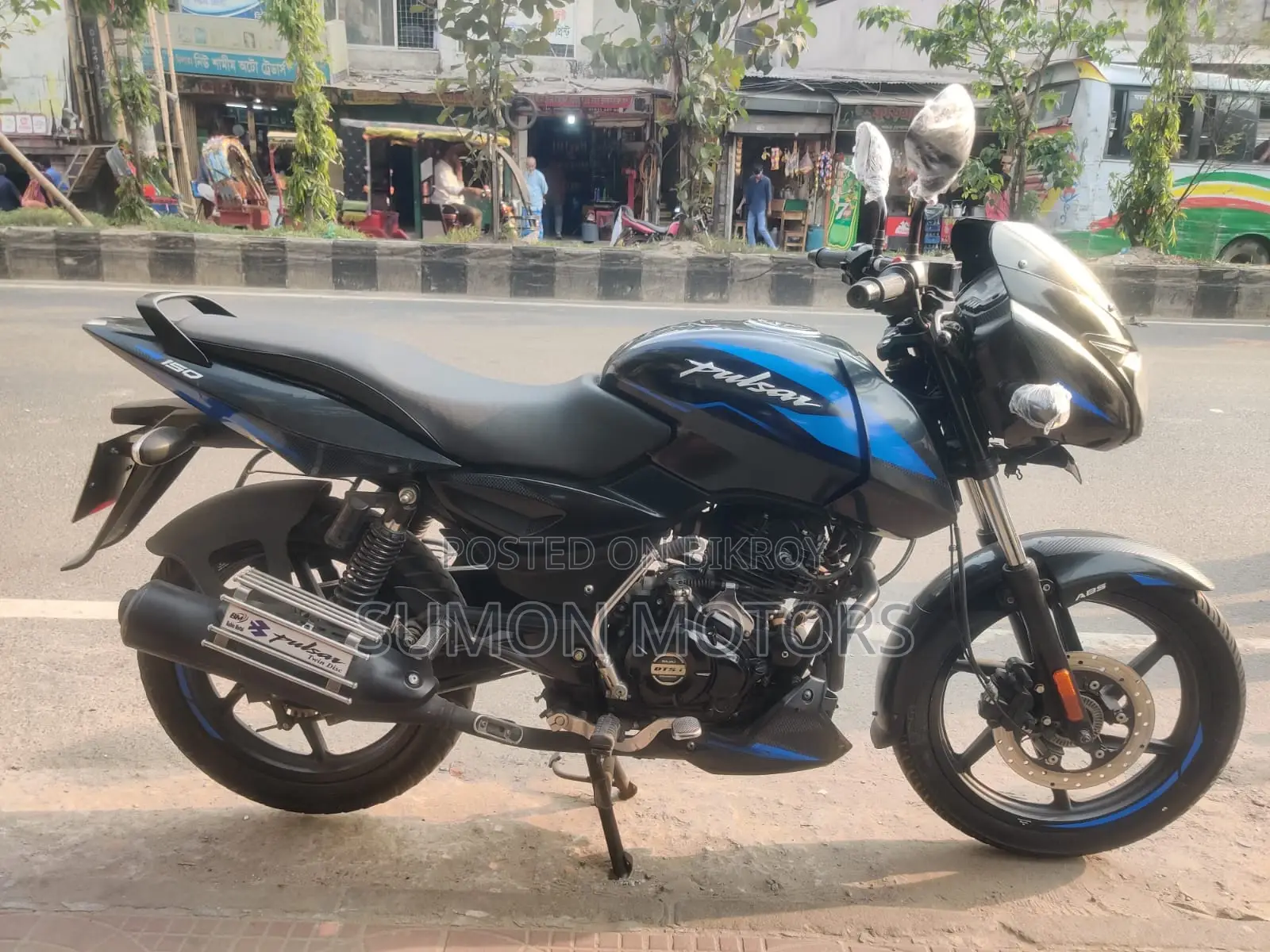 বাজাজ পালসার ১৫০ ২০২৪ নীল