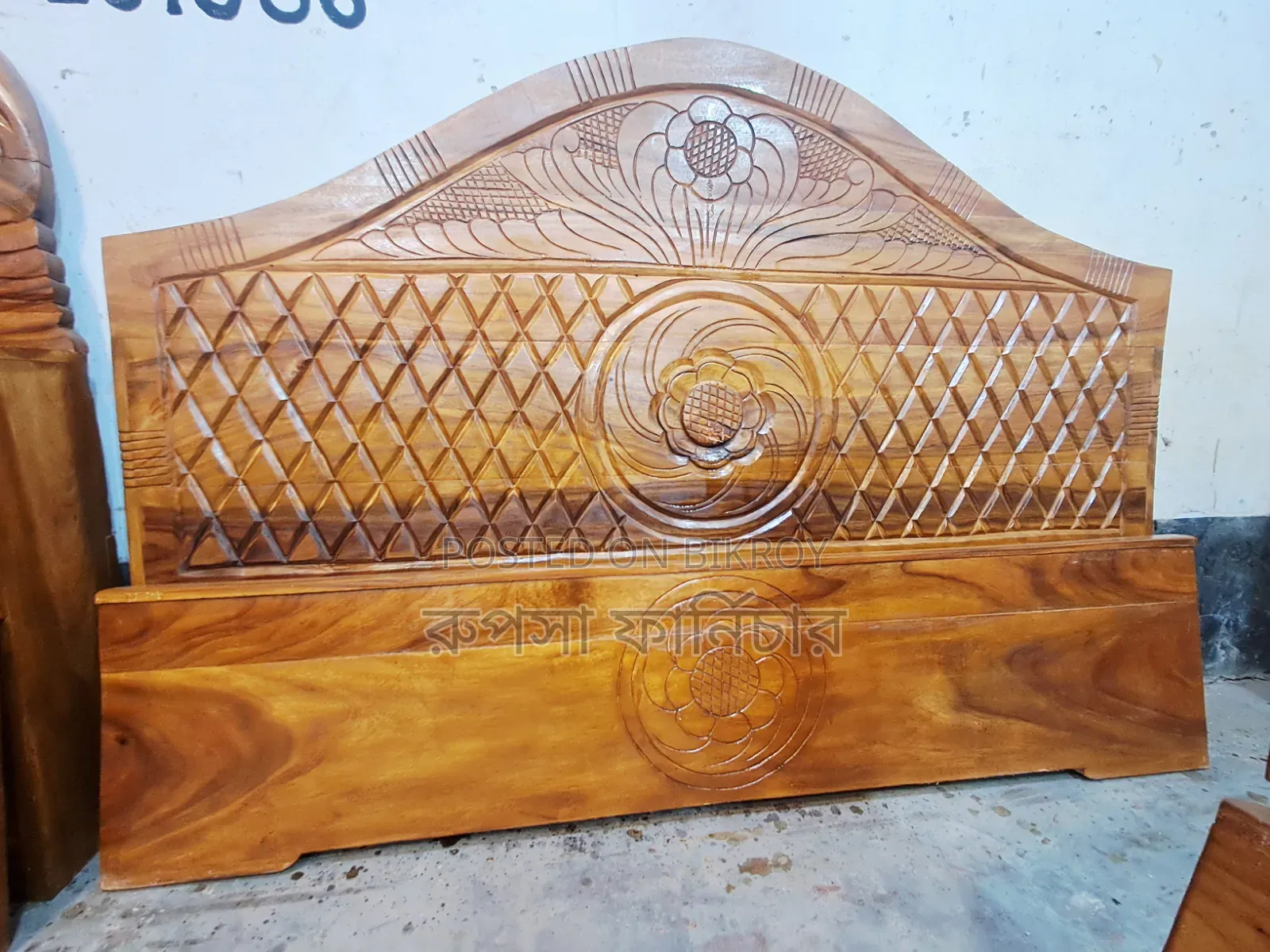 6/7 Feet Semi-Box Bed