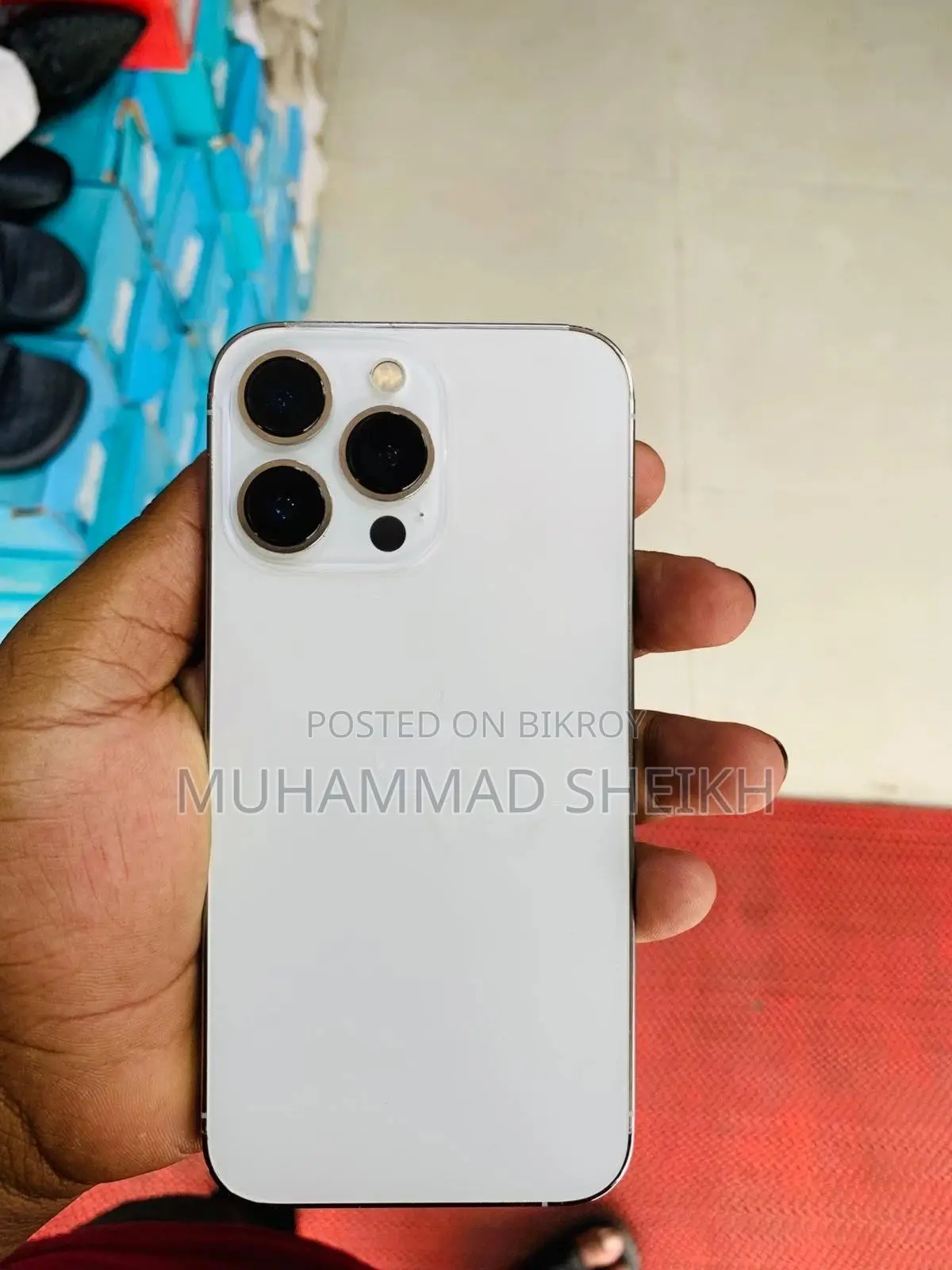 অ্যাপল আইফোন ১৩ প্রো ১২৮ জিবি হোয়াইট