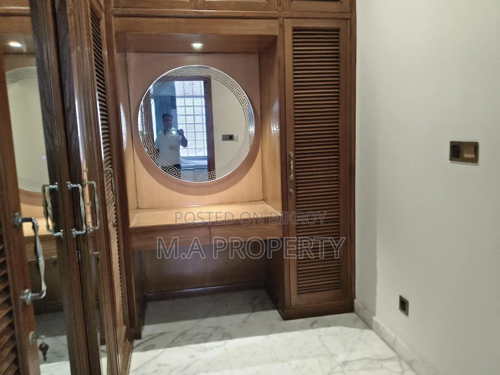 Rent 5-Bed Apartment in Baridhara with Gym and Pool