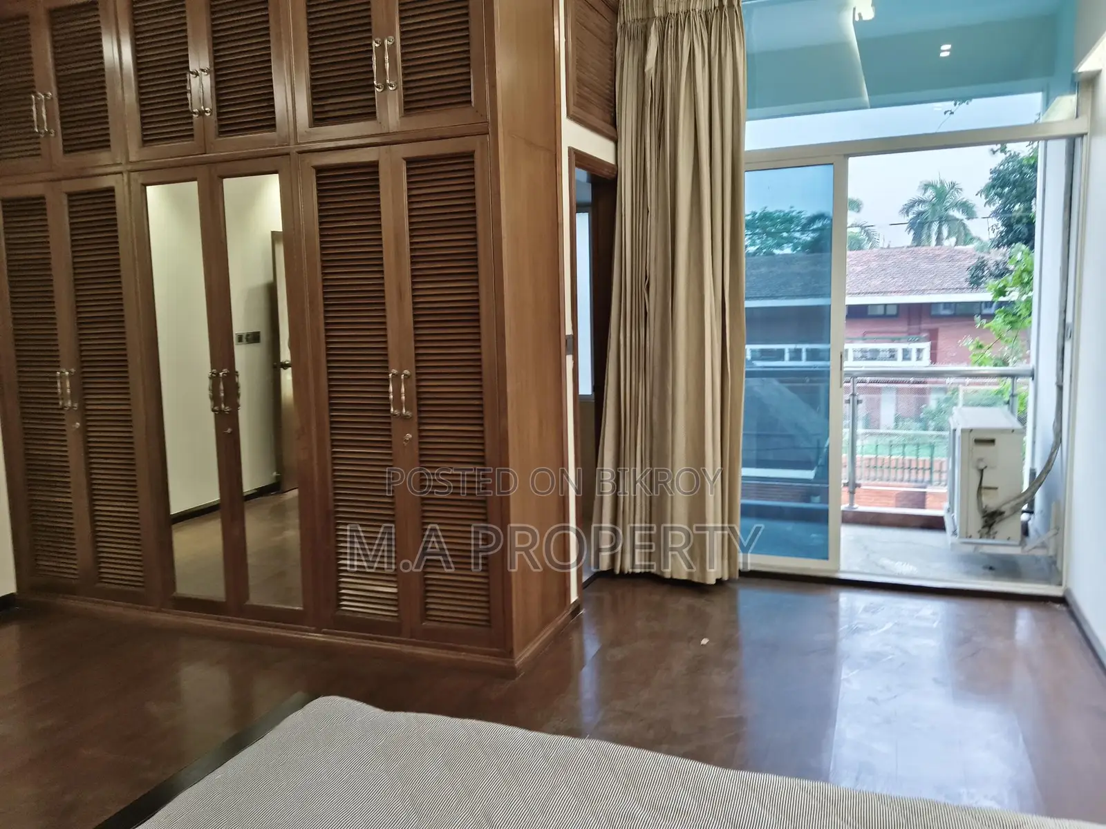 Rent 5-Bed Apartment in Baridhara with Gym and Pool