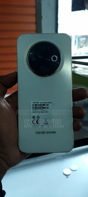 New Tecno Spark 30C 128 GB White