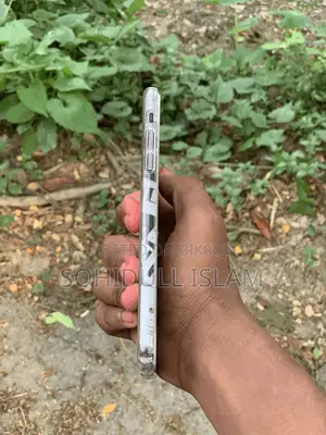 Apple iPhone 7 Plus . (Used)