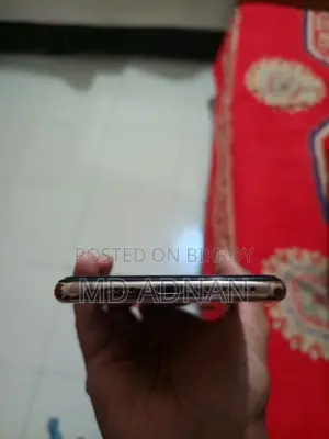 Apple iPhone XS Max (Used)