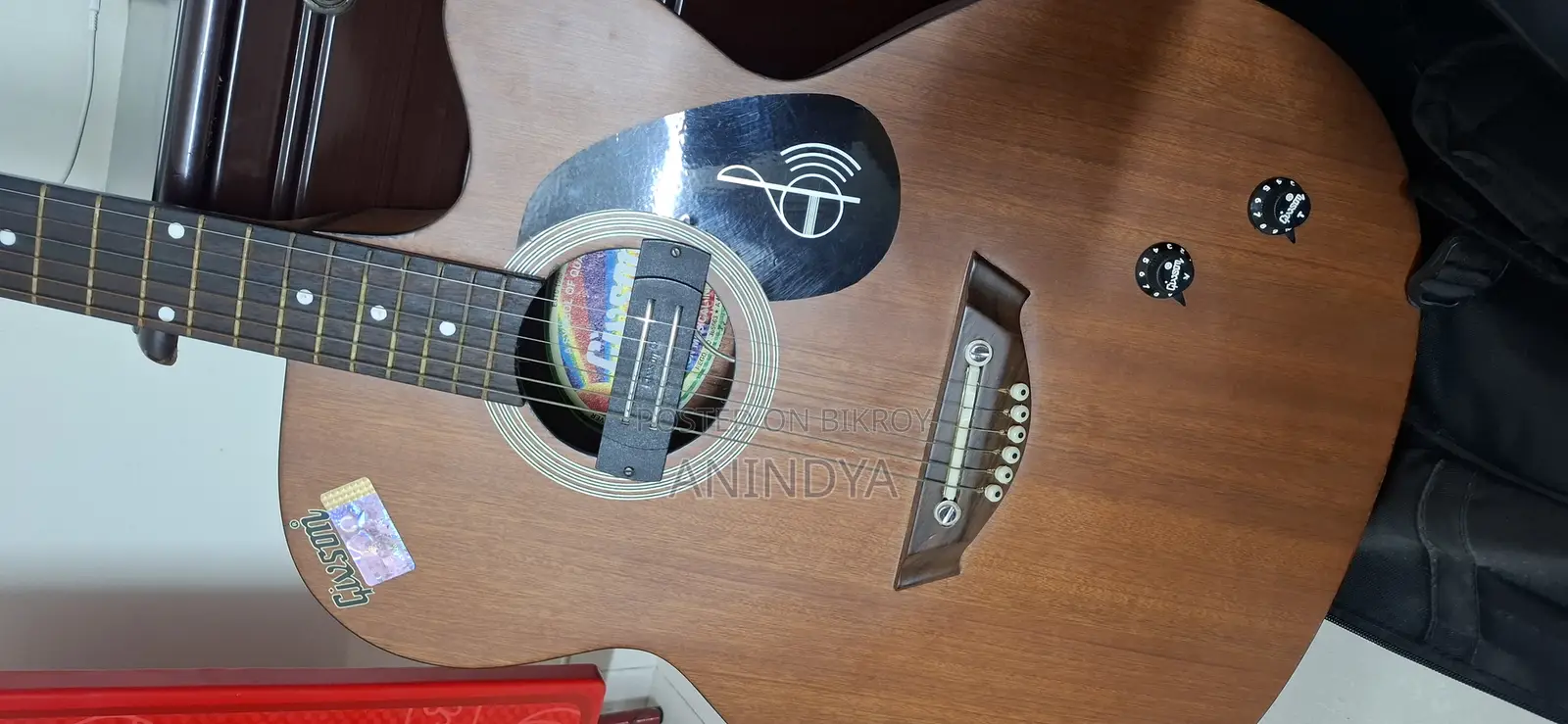 Gibson Guitar for Sale – Excellent Condition