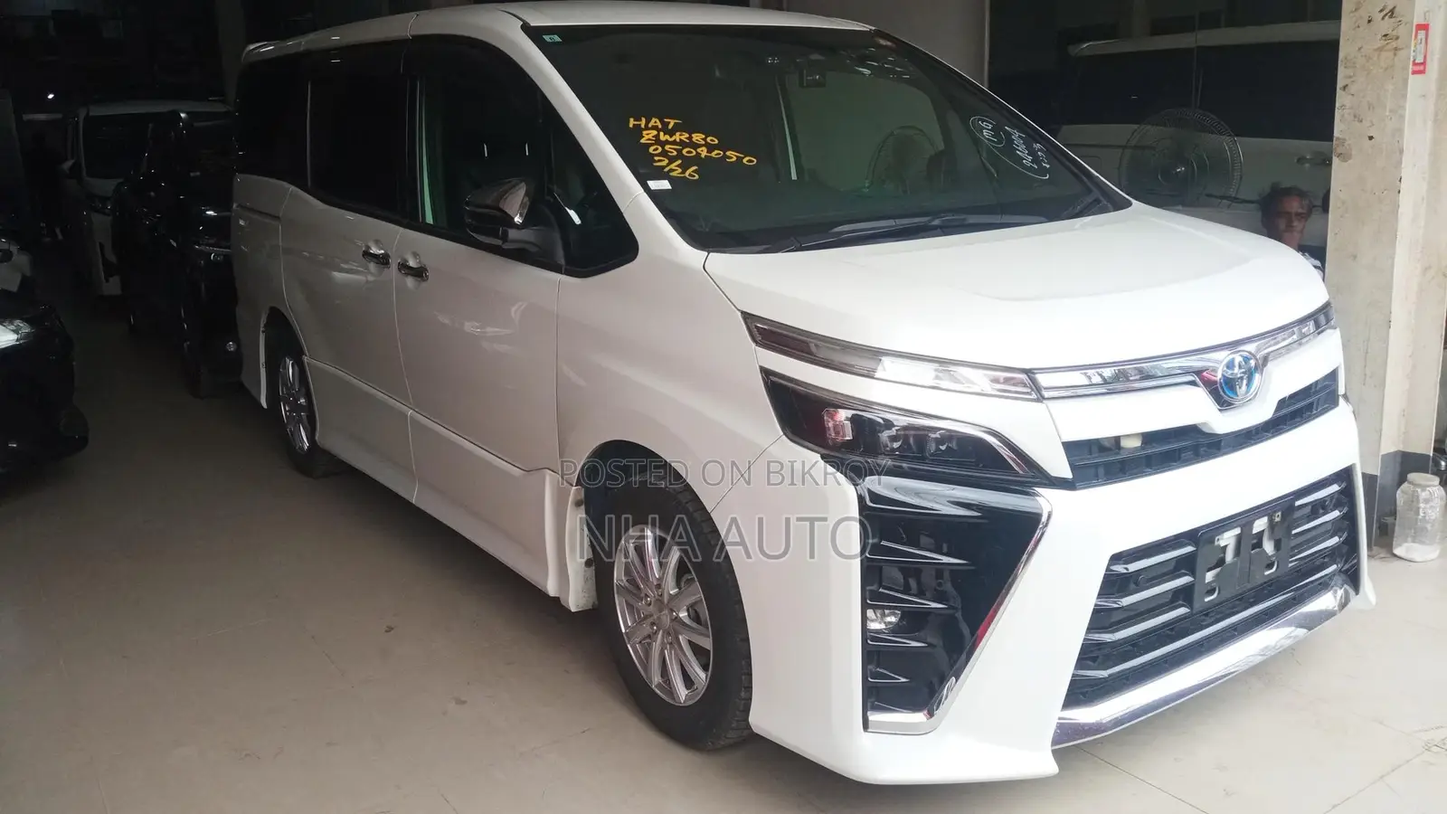 Toyota Voxy Kiramaki 2021