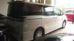 Toyota Voxy Kiramaki 2021
