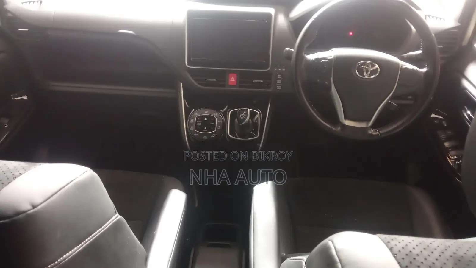 Toyota Voxy Kiramaki 2021