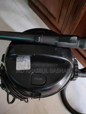 Sharp Vacuum Cleaner