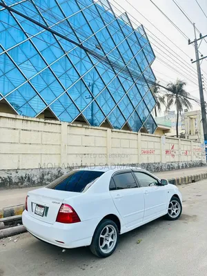 Toyota Corolla 2004 White