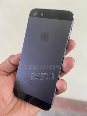 Apple iPhone 5 (Used)