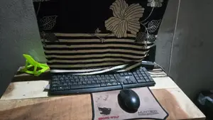 Desktop computer