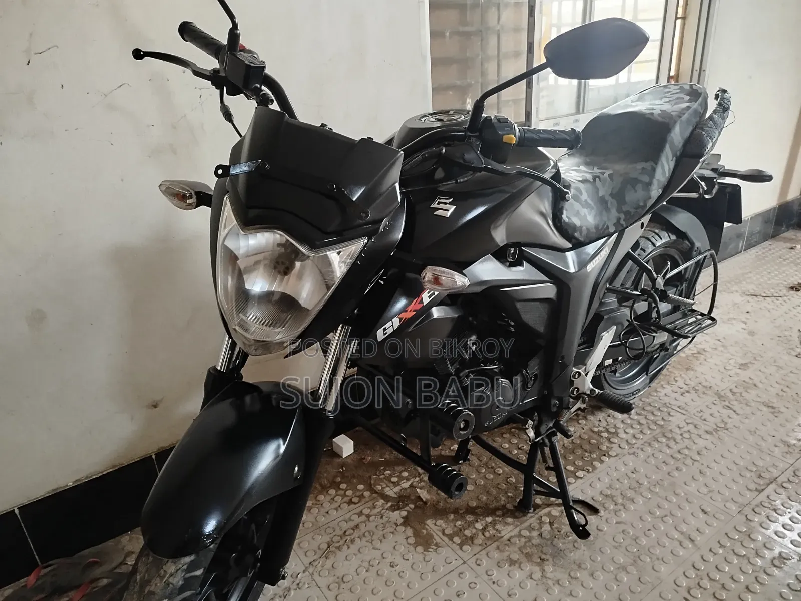 Suzuki Bike 2023 Black