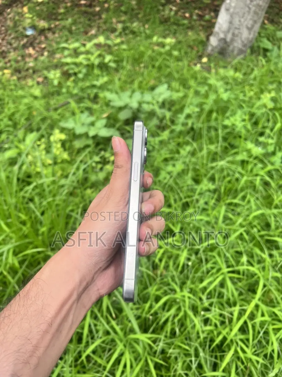 Apple iPhone 15 pro max 256GB BH-96% UAE (Used)