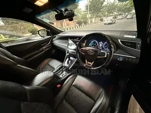 Toyota Harrier 2.5 Hybrid 4WD 2016
