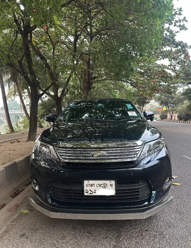 Toyota Harrier 2.5 Hybrid 4WD 2016
