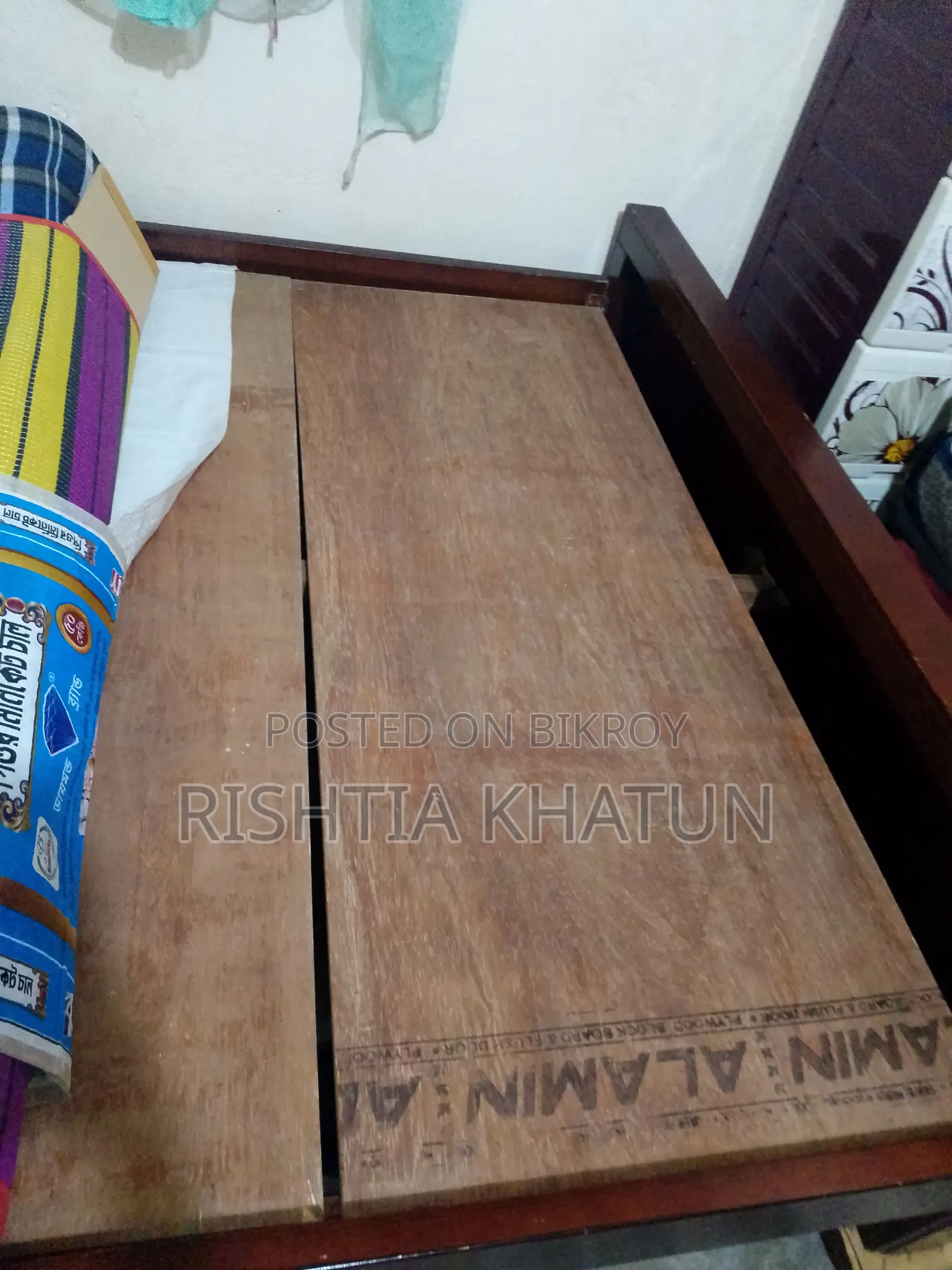 Selling Bed