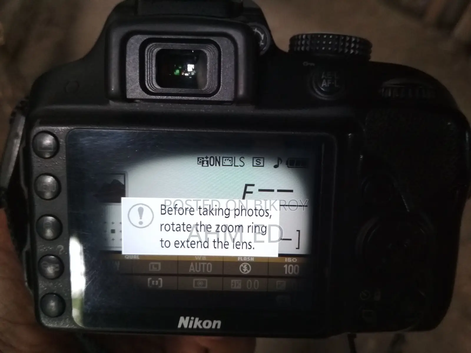 Nikon D3300. Capture 24.2-Megapixel