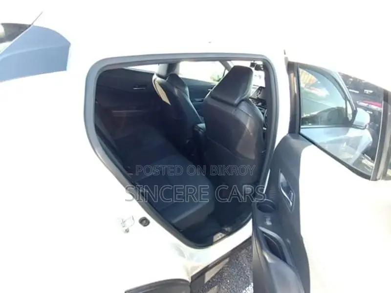 Toyota C-HR G LED MOD NERO 2021