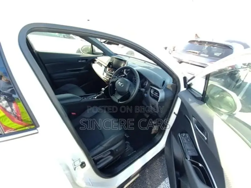 Toyota C-HR G LED MOD NERO 2021