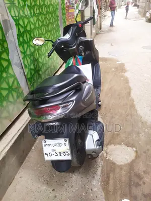 Suzuki Burgman 125 used 2022