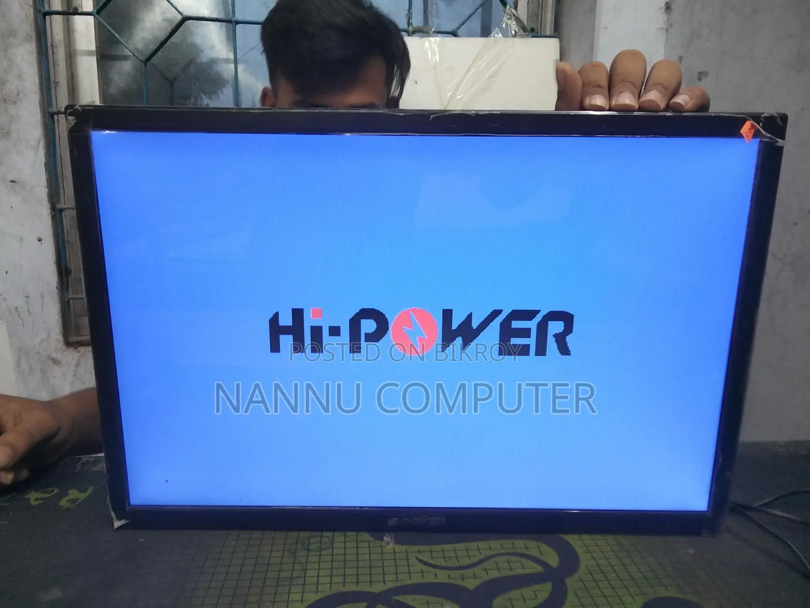 China fresh monitor 19" only 2200/=
