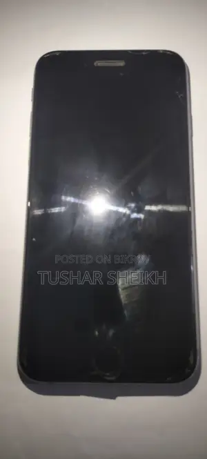 Apple iPhone 6S . (Used)