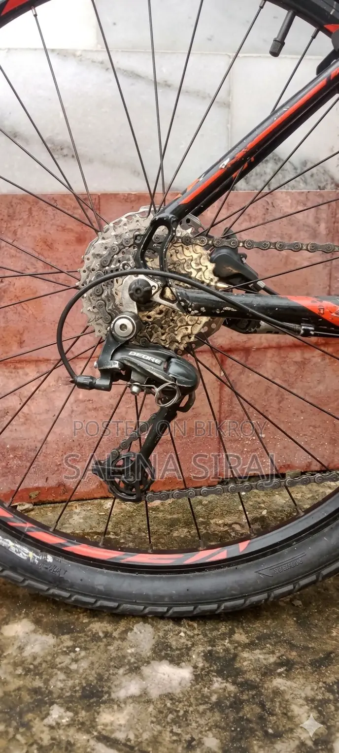 Veloce Outrage 605