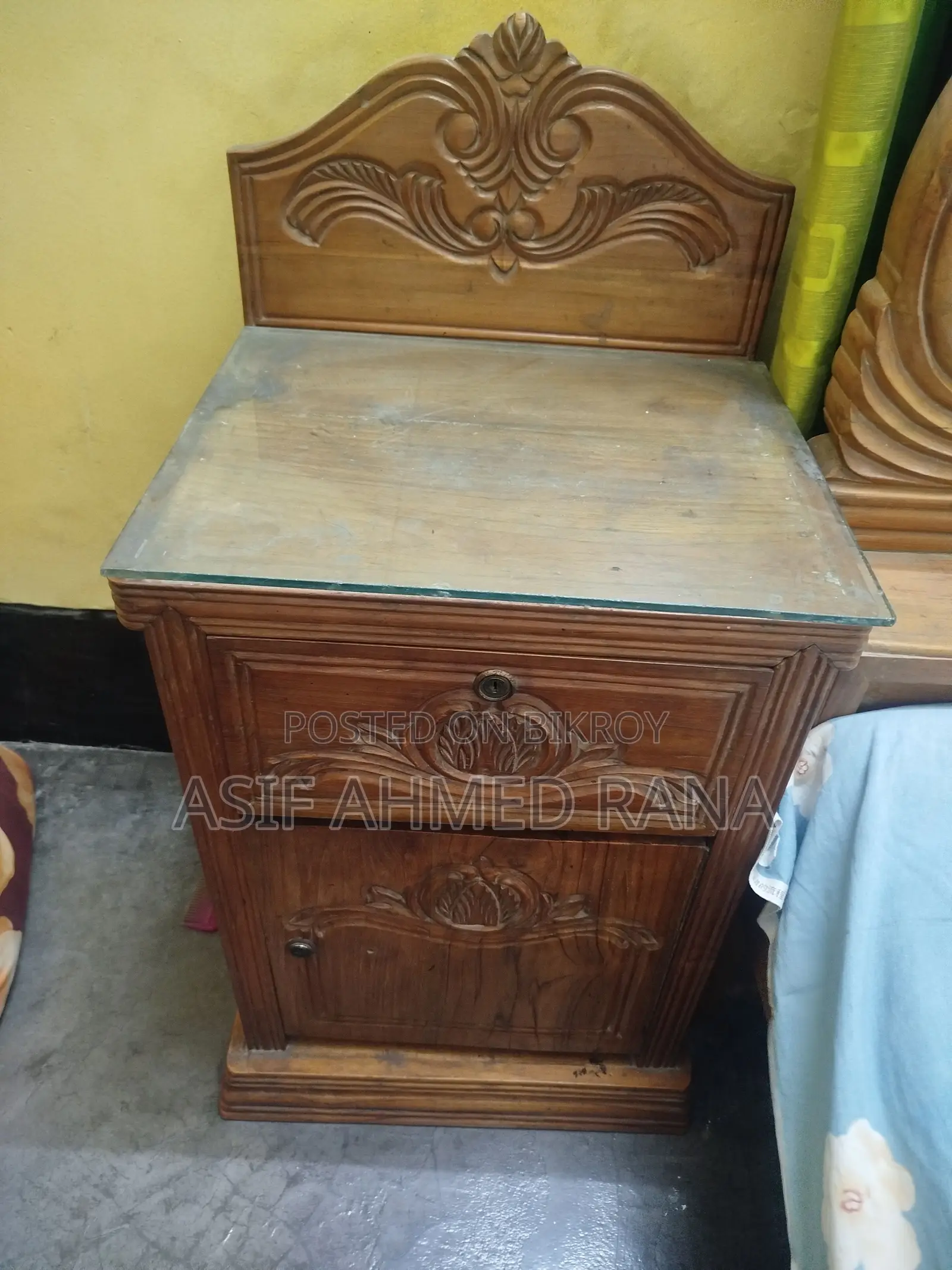 Original Teak Wood King Size Bed (6' by 7')