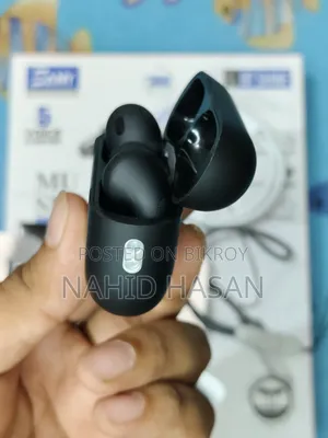 Brand New Airpods Pro 2nd Gen (Dubai Variant) Black