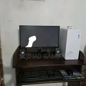 Full PC Setup Sale – Ready to Use, Sparkling Clean!