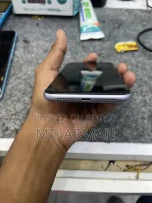 Apple iPhone 11 (Used)