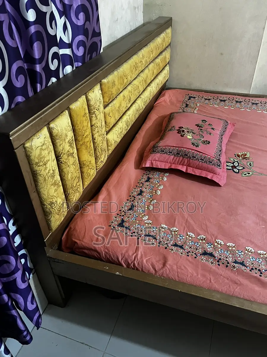 Malaysian Wood, 6 By 7 Bed